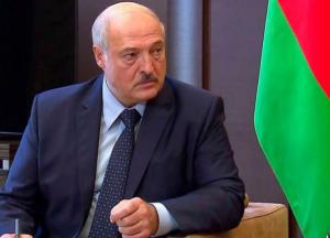 Лукашенко между Москвой и Киевом