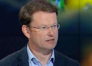 Саша Боровик: какой-то неизвестный миру член горсовета один сможет этому противостоять?! 