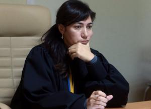 Судью, которая отпустила Саакашвили, отстранили. Что известно о Ларисе Цокол