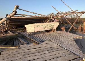 Простой и клевый Кинбурн Кэмп: чиновники делают вид, что не знают кто снес лагерь и зачем