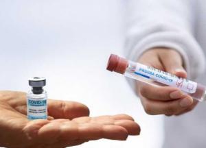 Принудительная вакцинация от COVID-19: могут ли ее ввести в Украине и насколько это законно