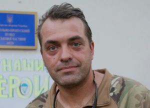 Начинается не сверху, а снизу