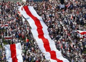 Україна - не Білорусь. Ми дали Януковичу та Путіну по зубах