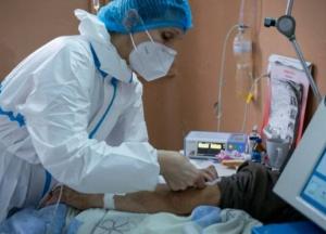 Правительство загнало медиков в ловушку: почему Украина на первом месте в мире по смертности 