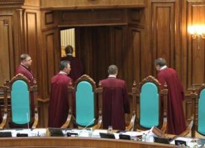 Работа КСУ заблокирована, кризис продолжается