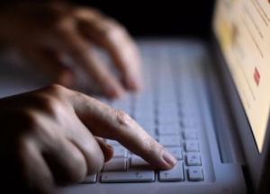 Зачем Путин создает информационные войска