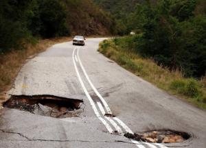 Куда уходят миллиарды, выделенные на ремонт дорог? (расследование о делах «Укравтодора»)