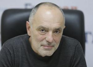 «А при Порохе такого не было!»: волонтер обезоружил порохоботов их же методом