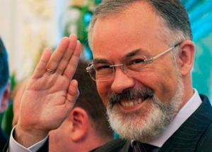 Фиаско Табачника: исчезнувшие издательства и продажа зданий Минобразования родному брату