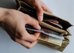 Новые правила НБУ: каких финансовых учреждений коснутся и как их ощутят на себе украинцы