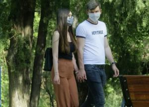 Украинцев готовят к жизни с коронавирусом: Кабмин сделал первые шаги