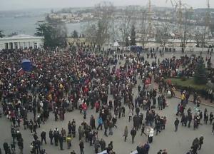 Новости Крымнаша: Пистолет у виска