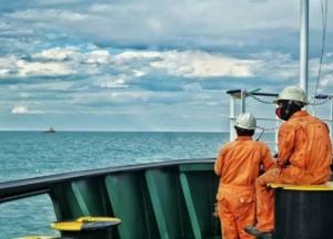 SOS: моряки взывают о помощи, но министр инфраструктуры Криклий их не слышит
