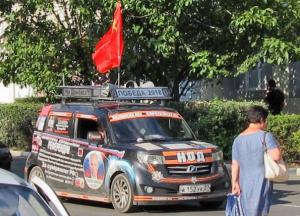 Новости Крымнаша: «Восставших крымчан» пришлось завозить из России