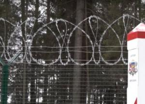 Забор из колючей проволоки: почему Латвия отгораживается от России