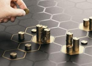 Делать деньги в кризис: куда вложить накопленное и не прогореть