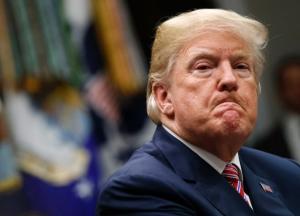 Дело Трампа трещит по швам