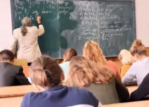 Зачем украинским школьникам ходить в школу: об имитации образования в Украине