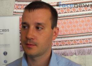 Жизнь под линией фронта: без зарплат, без надежды на решение проблем