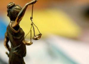 ​Скандальная правка в закон про Антикоррупционный суд: как это случилось, кто виноват и как исправить