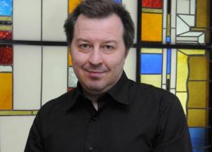 ​Україна знаходиться в стані хиткого балансу