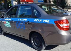 Голая и босая абхазская милиция