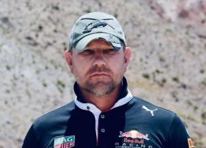 Карантин ярко показал: когда вам нельзя- то есть те, кому все-таки можно