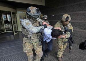 Судьба пяти "террористов". Где сейчас минеры Моста Метро, захватчик автобуса в Луцке и бизнес-центра в Киеве