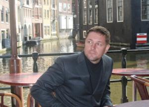 Прогулка под красными фонарями