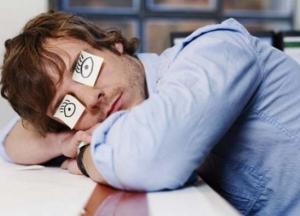 Названы 3 простых способа «прогнать» сон утром