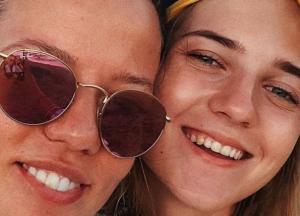 Дочь Ирины Горовой показала, как проходит отдых на море (фото)