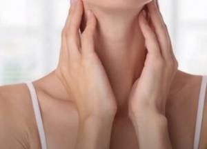 Названы скрытые симптомы рака щитовидки