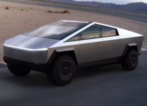 Tesla отложила начало производства Cybertruck на 2023 год