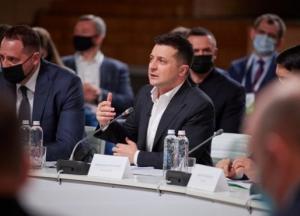 Иностранцев обязали сдавать отпечатки пальцев для получения украинской визы