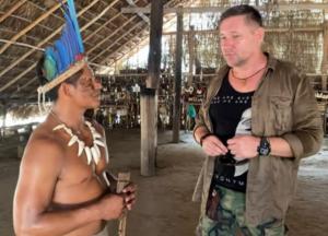 ​«Следующий год – непростой»: вождь племени индейцев Амазонии рассказал, как привлечь удачу в 2020 году (видео)