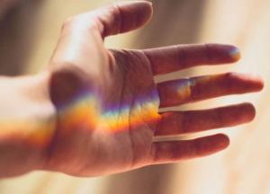 Медики объяснили, какие изменения организма сообщают о приближающемся недуге