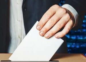 ЦИК зарегистрировал 66 однофамильцев кандидатов в 43-х округах. За одного платят до 20 тысяч долларов