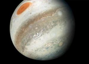 Раскрыта темная тайна Большого Красного Пятна Юпитера 