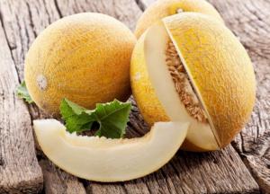 Врачи рассказали, кому противопоказано употреблять дыню