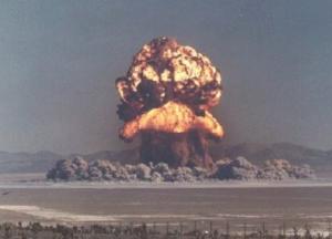 США готують воєнні дії проти Ірану, який відновлює свої ядерні об’єкти ще глибше під землею 