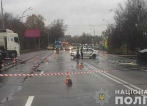 Смертельное ДТП под Киевом: женщину оставили умирать на дороге