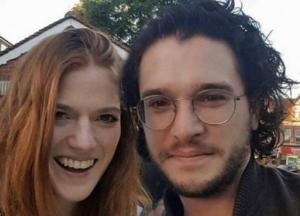 Звезды Игры престолов впервые стали родителями (фото)