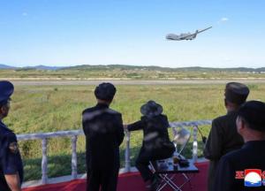 Розміром з пасажирський літак: Північна Корея випробувала нові ударні БпЛА "Кумсон" (фото)