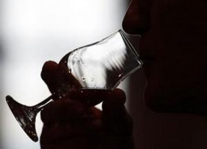 Названа безопасная доза алкоголя для мужчин и женщин