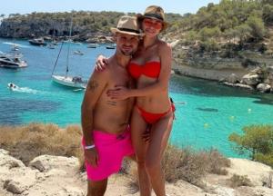 Бывший муж Ани Лорак закрутил новый роман и показал свою девушку (фото)