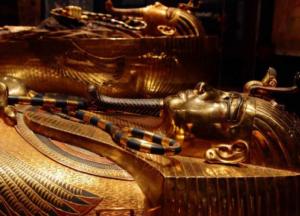 Археологи привезли в Египет сокровища фараона Тутанхамона (фото)