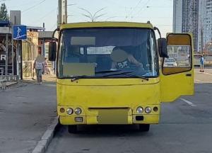 В Киеве задержали двух неадекватных водителей маршруток (фото)