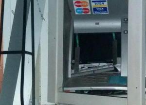 В Днепропетровской области взорвали банкомат (фото)