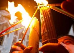 УПЦ МП призвала украинцев прийти в Лавру за благодатным огнем, несмотря на призывы Зеленского не идти в церковь