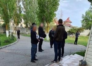 Правоохранители расследуют возможный захват базы отдыха в Коблево